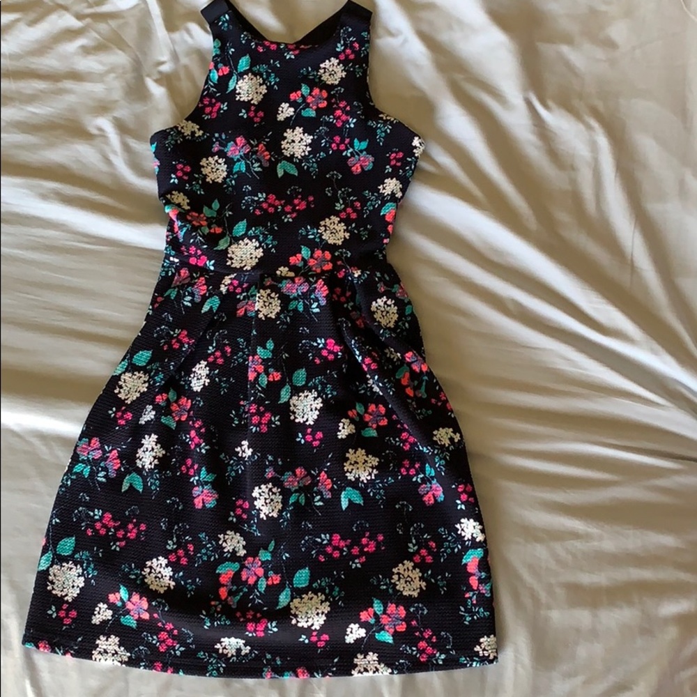 Short floral cross back dress